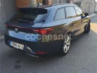 Usado Seat Leon FR 150 CV (110 kW) 2023 Negro Familiar