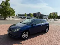 Usado Opel Astra Edition 100 CV (73 kW) 2005 Azul Berlina
