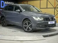 Usado VW Tiguan Life 150 CV (110 kW) 2022 Gris / plata SUV
