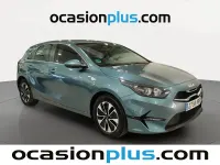 Usado Kia Ceed 101 CV (74 kW) 2025 Gris Utilitario