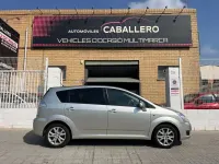 Usado Toyota Corolla Verso Luna 129 CV (94 kW) 2008 Beige Monovolumen
