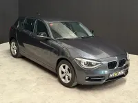 Usado BMW 118 Sport Line 143 CV (105 kW) 2011 Gris / plata Utilitario