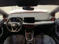 Usado Seat Arona FR 116 CV (85 kW) 2025 Rojo SUV