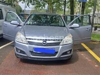 Usado Opel Astra Cosmo 100 CV (73 kW) 2009 Gris / plata Berlina