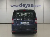 Usado Ford Tourneo Connect Trend 102 CV (75 kW) 2025 Azul Monovolumen