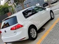 Usado VW Golf VII 110 CV (80 kW) 2016 Blanco Berlina