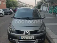 Usado Renault Scenic E-Tech Dynamique 130 CV (95 kW) 2008 Gris / plata Monovolumen