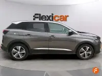 Usado Peugeot 3008 Active 130 CV (95 kW) 2023 Gris SUV