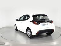 Usado Toyota Yaris Business Edition 116 CV (85 kW) 2021 Blanco Berlina