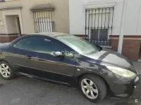 Usado Peugeot 307 CC 110 CV (80 kW) 2007 Negro Descapotable