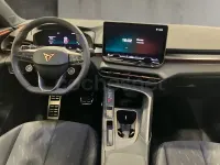 Usado Cupra Terramar 204 CV (150 kW) 2025 Gris / plata SUV