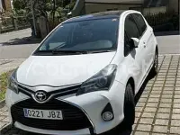 Usado Toyota Yaris Advance 99 CV (72 kW) 2015 Blanco Utilitario