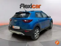 Usado Kia Stonic 100 CV (73 kW) 2023 Azul SUV