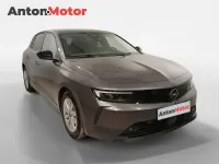 Usado Opel Astra Edition 110 CV (80 kW) 2024 Gris Utilitario