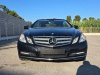 Usado Mercedes E220 Elegance 170 CV (125 kW) 2011 Negro Descapotable