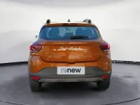 Usado Dacia Sandero Stepway 101 CV (74 kW) 2023 Naranja Berlina