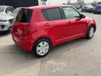 Usado Suzuki Swift GL 92 CV (67 kW) 2005 Granate Utilitario