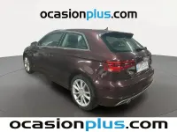 Usado Audi A3 110 CV (80 kW) 2015 Rojo Utilitario