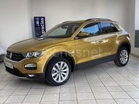 Usado VW T-Roc Advance 115 CV (84 kW) 2022 Amarillo SUV