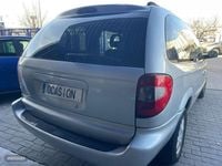 Usado Chrysler Voyager 143 CV (105 kW) 2003 Gris Monovolumen