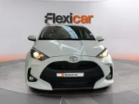 Usado Toyota Yaris Comfort 72 CV (52 kW) 2023 Blanco Utilitario