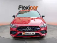 Usado Mercedes CLA220 Shooting Brake 190 CV (139 kW) 2023 Granate Familiar