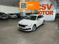 Usado Skoda Scala Active 150 CV (110 kW) 2022 Blanco Utilitario