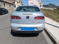 Usado Seat Cordoba Stella 100 CV (73 kW) 2004 Gris / plata Berlina