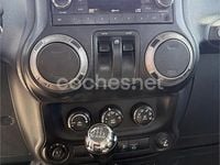 Usado Jeep Wrangler Sport 200 CV (147 kW) 2013 Blanco SUV
