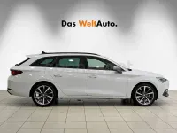 Usado Seat Leon FR 116 CV (85 kW) 2025 Blanco Familiar