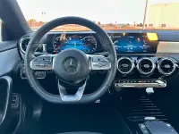 Usado Mercedes CLA200 150 CV (110 kW) 2025 Azul Berlina
