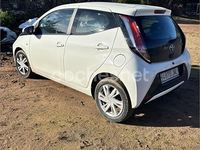 Usado Toyota Aygo X-cite 69 CV (50 kW) 2016 Blanco Utilitario