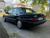 Usado Mercedes 190 126 CV (92 kW) 1993 Azul Berlina