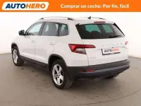 Usado Skoda Karoq Ambition 150 CV (110 kW) 2020 Blanco SUV