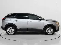 Usado Peugeot 3008 Active 131 CV (96 kW) 2021 Gris SUV