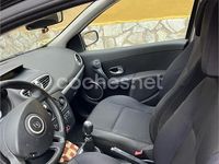 Usado Renault Clio II Dynamique 105 CV (77 kW) 2007 Negro Berlina