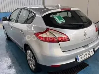 Usado Renault Mégane Expression 115 CV (84 kW) 2012 Gris / plata Berlina