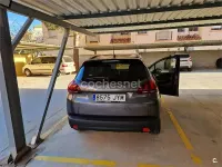 Usado Peugeot 2008 Style 110 CV (80 kW) 2017 Marrón SUV