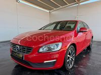Usado Volvo S60 Momentum 150 CV (110 kW) 2018 Rojo Berlina