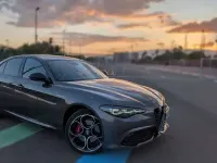 Usado Alfa Romeo Giulia Veloce 280 CV (205 kW) 2024 Gris Berlina