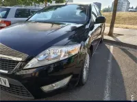 Usado Ford Mondeo Ghia 140 CV (102 kW) 2007 Negro Berlina