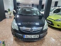 Usado Opel Corsa Selective 85 CV (62 kW) 2013 Negro Utilitario