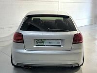 Usado Audi S3 Premium 265 CV (194 kW) 2006 Gris / plata Utilitario