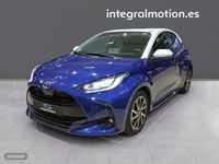 Usado Toyota Yaris Hybrid Active 116 CV (85 kW) 2021 Azul Berlina