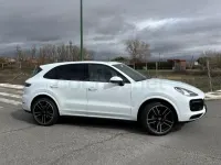 Usado Porsche Cayenne Platinum Edition 340 CV (250 kW) 2023 Blanco SUV
