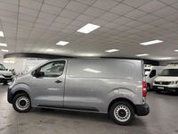Usado Citroën Jumpy 120 CV (88 kW) 2024 Gris Monovolumen