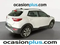 Usado Kia Stonic 101 CV (74 kW) 2025 Blanco SUV
