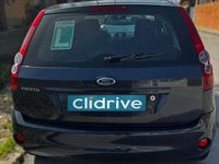 Usado Ford Fiesta Trend 82 CV (60 kW) 2007 Negro Utilitario