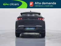 Usado Peugeot 3008 Allure 136 CV (100 kW) 2025 Gris SUV