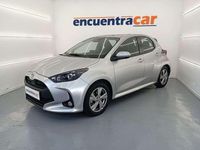 Usado Toyota Yaris Active 116 CV (85 kW) 2024 Plateado Utilitario